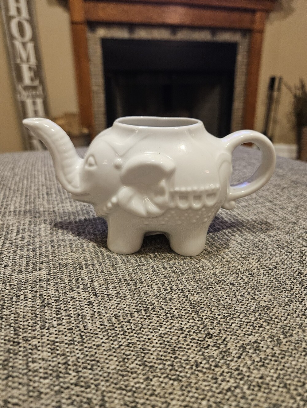 White Ceramic Porcelain Elephant Creamer With Trunk Pouring Spout